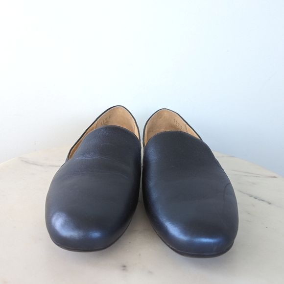 Naturalizer Women's Emiline Blue Metallic Leather Loafers - Picture 7 of 10